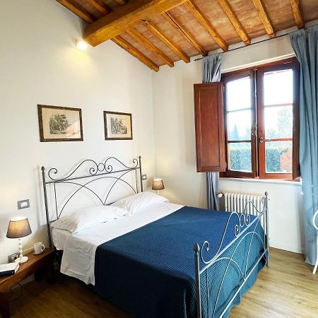 Oliveta Blu: Elegante A Due Passi Dal Centro Apartment Siena Exterior photo
